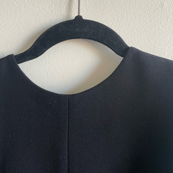 Vince. Sleeveless Silk Lined Shift Dress with Keyhole Back in Black Size 6 - Picture 6 of 10